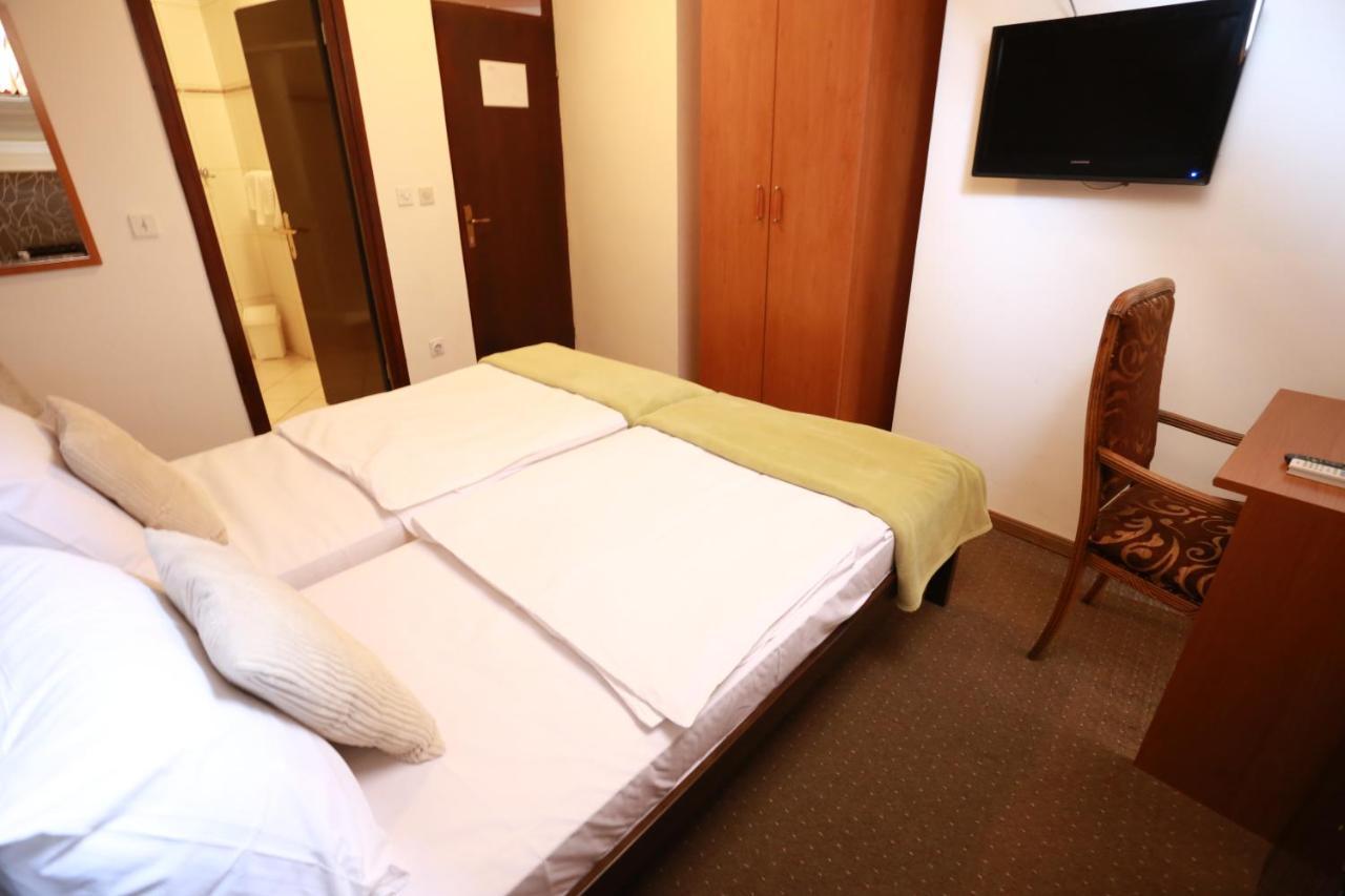 Rustika Sobe Bed & Breakfast Osijek Ngoại thất bức ảnh
